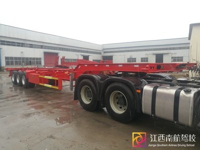 深圳海港碼頭集裝箱運輸車價格與購銷指南